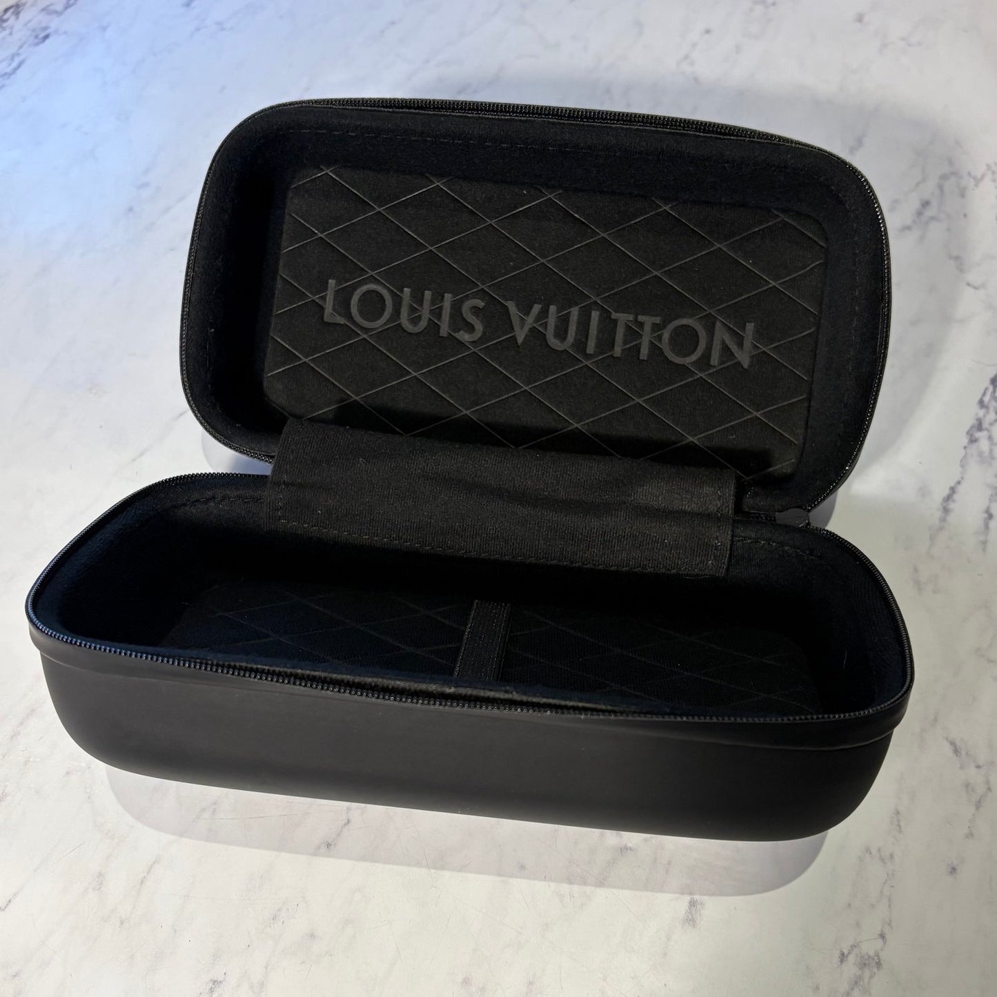 LV SKI GOGGLES