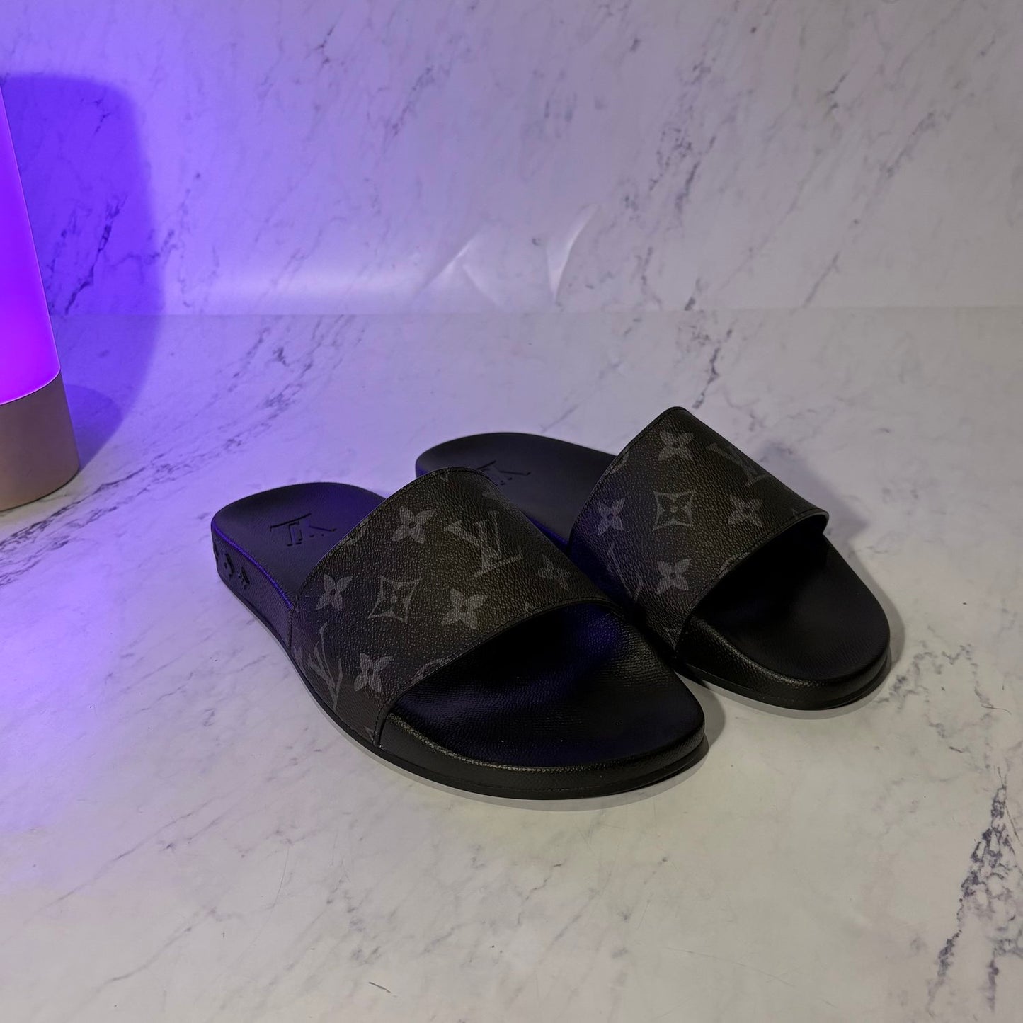 LV SLIDERS