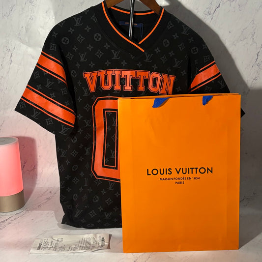 LV CHUNKY INTARSIA FOOTBALL T-SHIRT